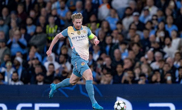 荷兰中场大将受伤,或将缺席欧锦赛 荷兰中场大将受伤,或将缺席欧锦赛