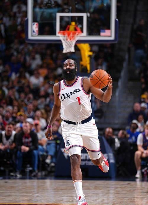 开云下载-火箭客场惨败公牛，哈登得分无法带动球队