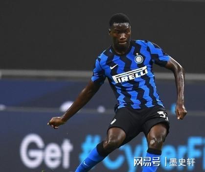 博格巴战术犯规，国际米兰主场力克球队攻破球门