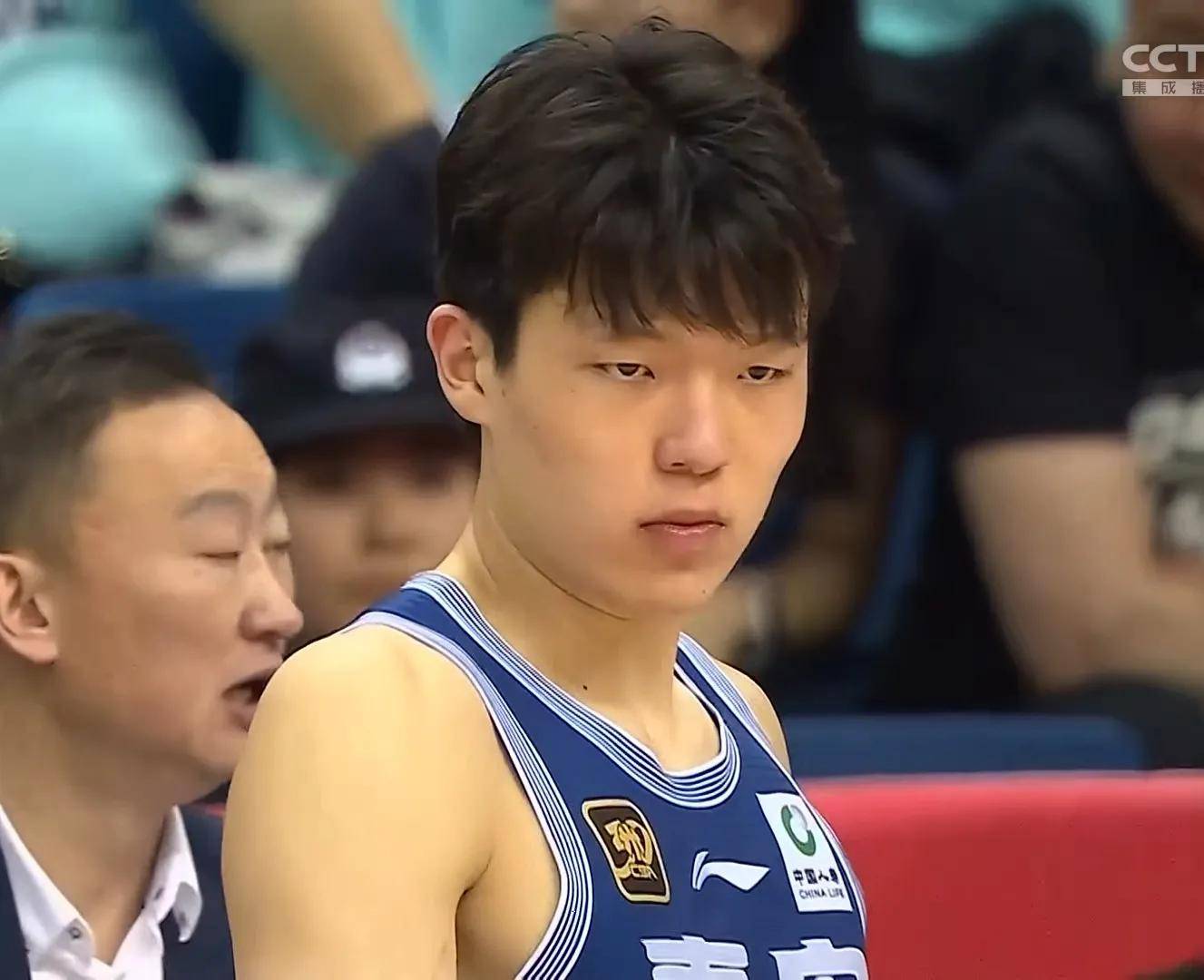 开云体育入口-青岛队在高强度比赛中保持了冷静的简单介绍