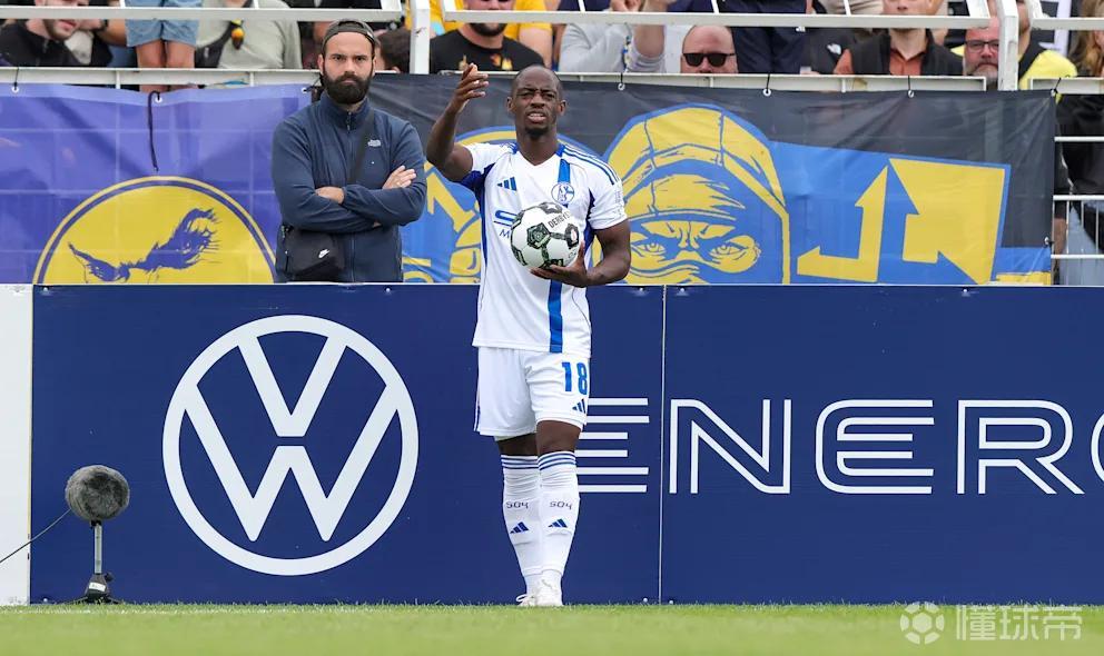 开云体育登录-关于沙尔克04打响德国联赛头炮，期待更多胜利的信息