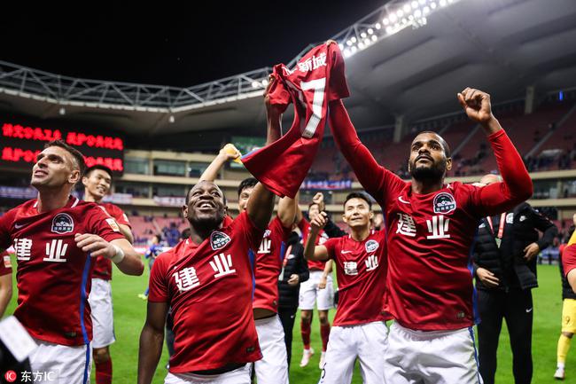 建业客场不敌对手,失去三分机会 建业客场不敌对手,失去三分机会