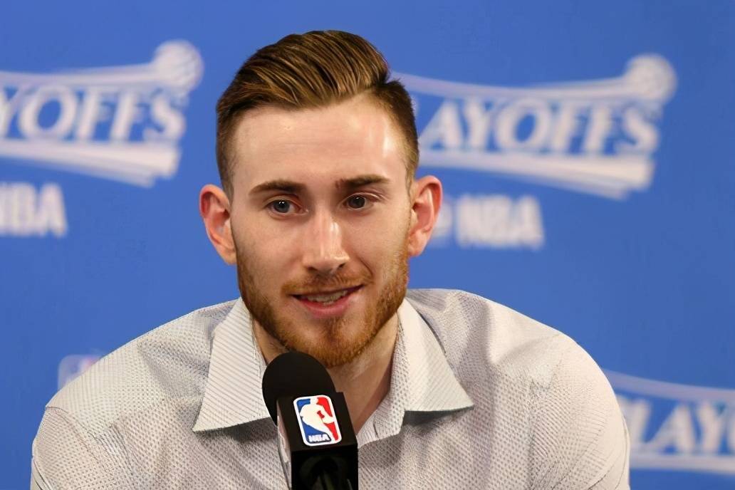 爵士队签下自由球员埃利克-迪克森 爵士队签下自由球员埃利克-迪克森