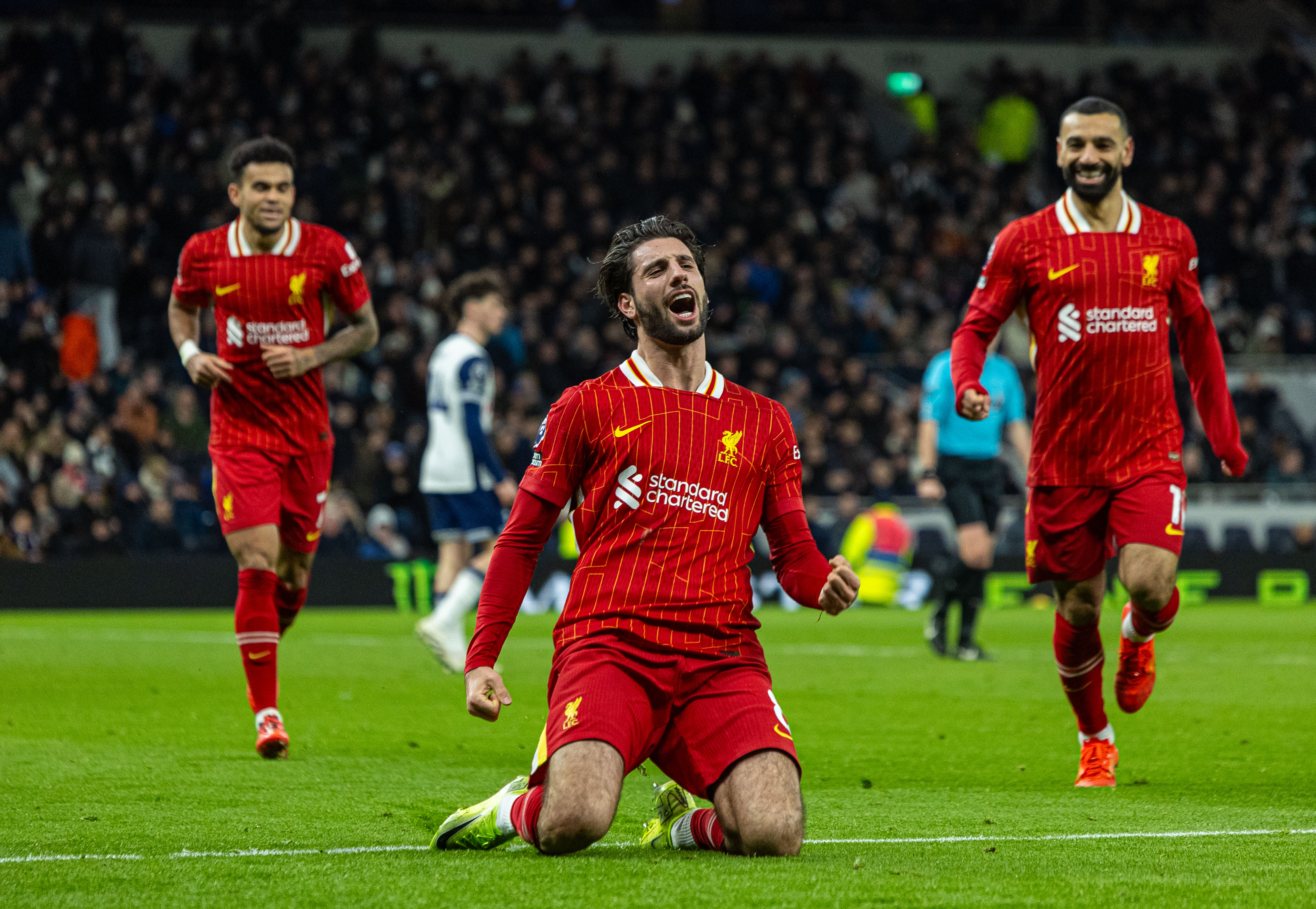 热刺客场获胜,莱斯特城大吐苦水的简单介绍 热刺客场获胜,莱斯特城大吐苦水的简单介绍