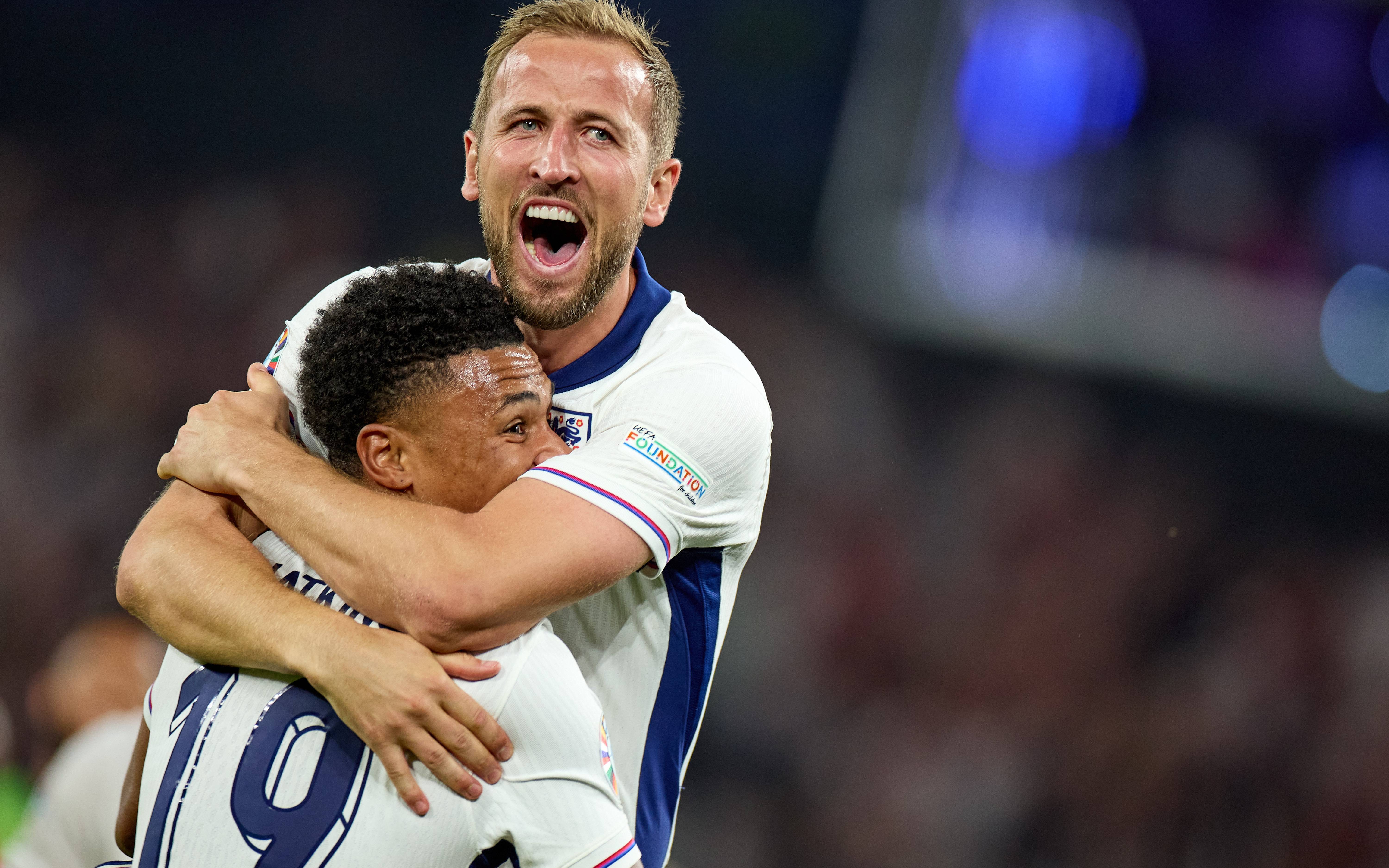 荷兰迎战英格兰,搏尽全力争夺胜利 荷兰迎战英格兰,搏尽全力争夺胜利