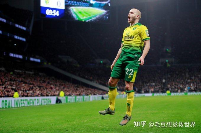 诺维奇联客场抢分成功，保级前景良好